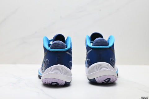 Asics Metarise volleyball shoes, made with a woven mesh upper, offering comfort, slip resistance, durability, and breathability.