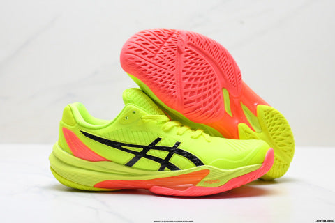 ASICS Sky Elite FF MT 3 athletic shoes: durable, breathable, low-top professional tennis shoes.