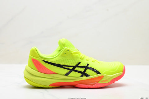 ASICS Sky Elite FF MT 3 athletic shoes: durable, breathable, low-top professional tennis shoes.