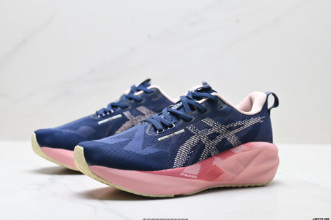 Asics NOVABLAST 5 LE Sneakers: Lightweight, breathable, cushioned, casual running shoes.