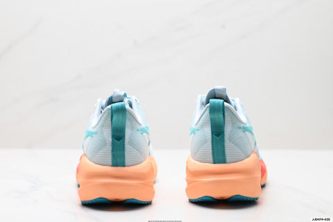 Asics NOVABLAST 5 LE Running Shoes for Men and Women: Lightweight, Breathable, Cushioned, and Suitable for Sports.