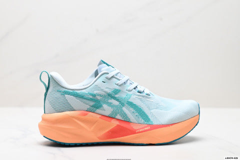 Asics NOVABLAST 5 LE Running Shoes for Men and Women: Lightweight, Breathable, Cushioned, and Suitable for Sports.