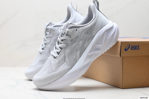 Asics NOVABLAST 5 LE Running Shoes for Men and Women: Lightweight, Breathable, Cushioned, and Suitable for Sports.
