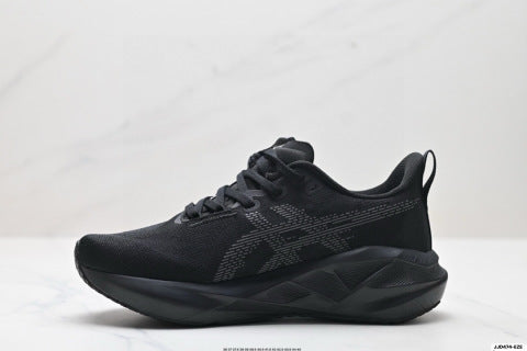 Asics NOVABLAST 5 LE series running shoes for men and women, breathable and cushioned outdoor sports shoes.