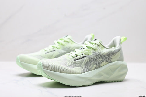 Asics NOVABLAST 5 LE Lightweight Running Shoes, Low-top Lightweight Breathable Cushioning Casual Sports Shoes