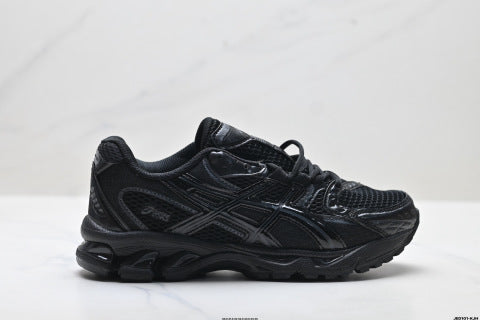 ASICS Gel-Nimbus 10.1 Sneakers: Trendy, Durable, Low-top Casual Running Shoes