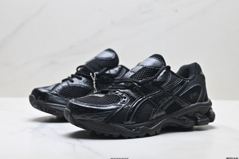 ASICS Gel-Nimbus 10.1 Sneakers: Trendy, Durable, Low-top Casual Running Shoes