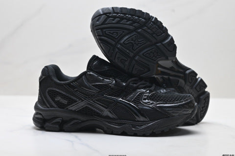 ASICS Gel-Nimbus 10.1 Sneakers: Trendy, Durable, Low-top Casual Running Shoes