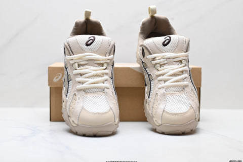 Asics Gel-Truck athletic shoes, designed for hiking, trekking, shock absorption, slip resistance, durability, balance, and lightweight performance.