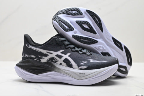 Asics SUPERBLAST 3 athletic shoes: comfortable, soft, mesh fabric for slip resistance and durability; training and running shoes.