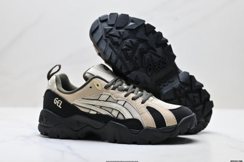 Asics Gel-Truck hiking shoes: shock-absorbing, slip-resistant, lightweight, and functional outdoor shoes.