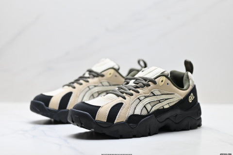 Asics Gel-Truck hiking shoes: shock-absorbing, slip-resistant, lightweight, and functional outdoor shoes.