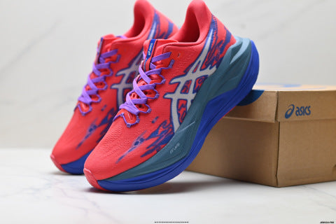 Asics SUPERBLAST 3 athletic shoes: comfortable and soft, with non-slip and durable mesh fabric, perfect for training and running.