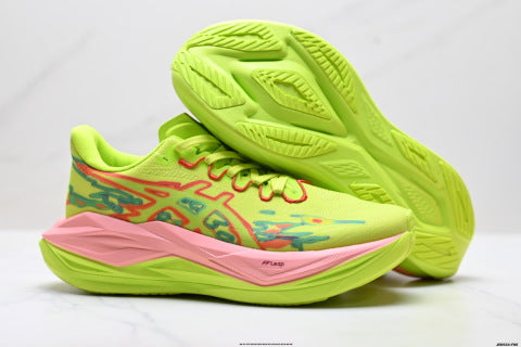Asics SUPERBLAST 3 running shoes: comfortable, soft, mesh fabric for slip resistance and durability.