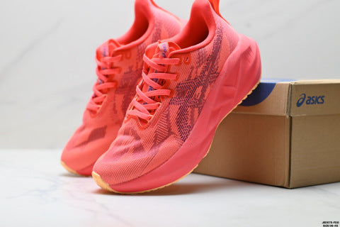 Asics NOVABLAST 5 CP Sneakers: Low-top, lightweight, breathable, cushioned casual running shoes.