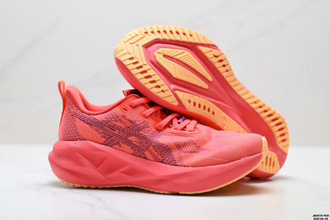 Asics NOVABLAST 5 CP Sneakers: Low-top, lightweight, breathable, cushioned casual running shoes.
