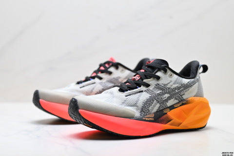 Asics NOVABLAST 5 CP Sneakers: Low-top, lightweight, breathable, cushioned casual running shoes.